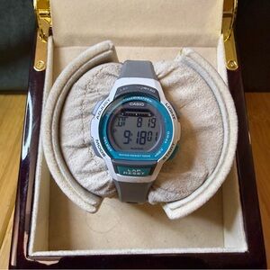 Casio Runner’s Series Lap Timer Digital Sport Watch LWS-1000H, 37mm